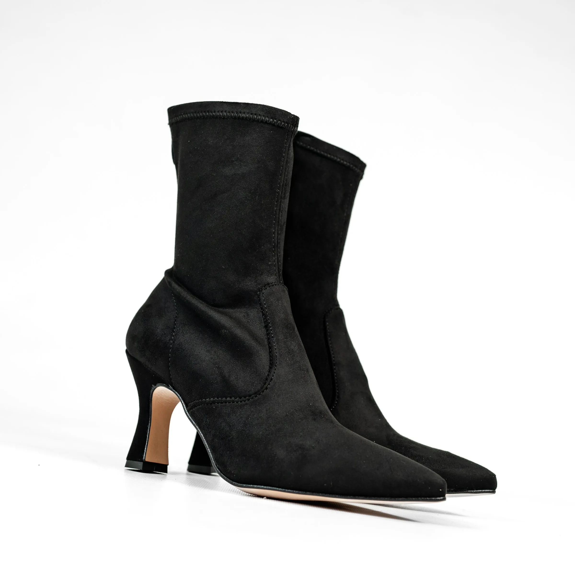 D Chicas Black Suede Heeled Boot