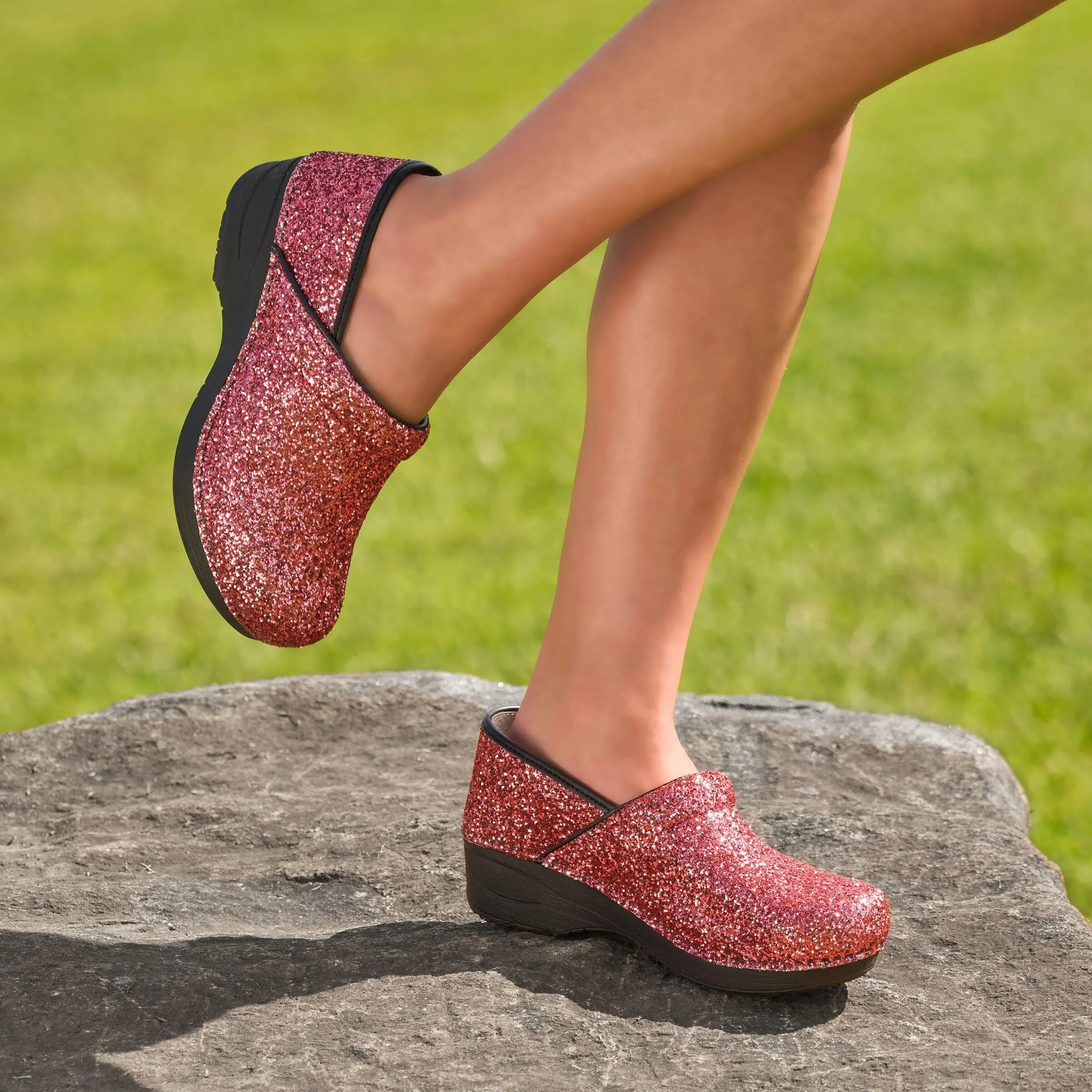 Dansko XP 2.0 Pink Glitter Clogs