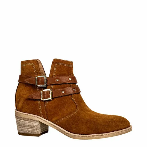 NeroGiardini Tan Ankle Boots