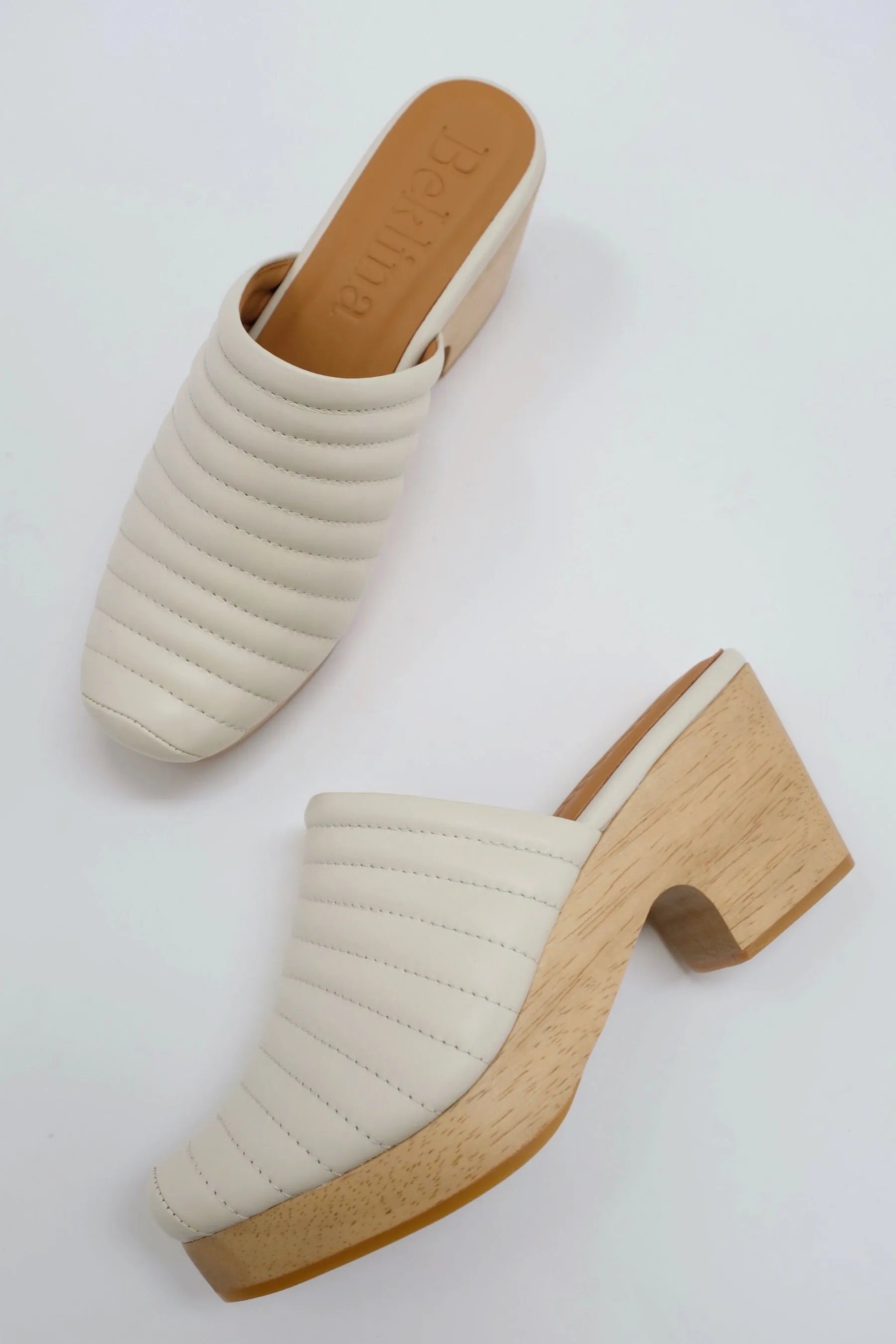 Off White Ribbed Clog