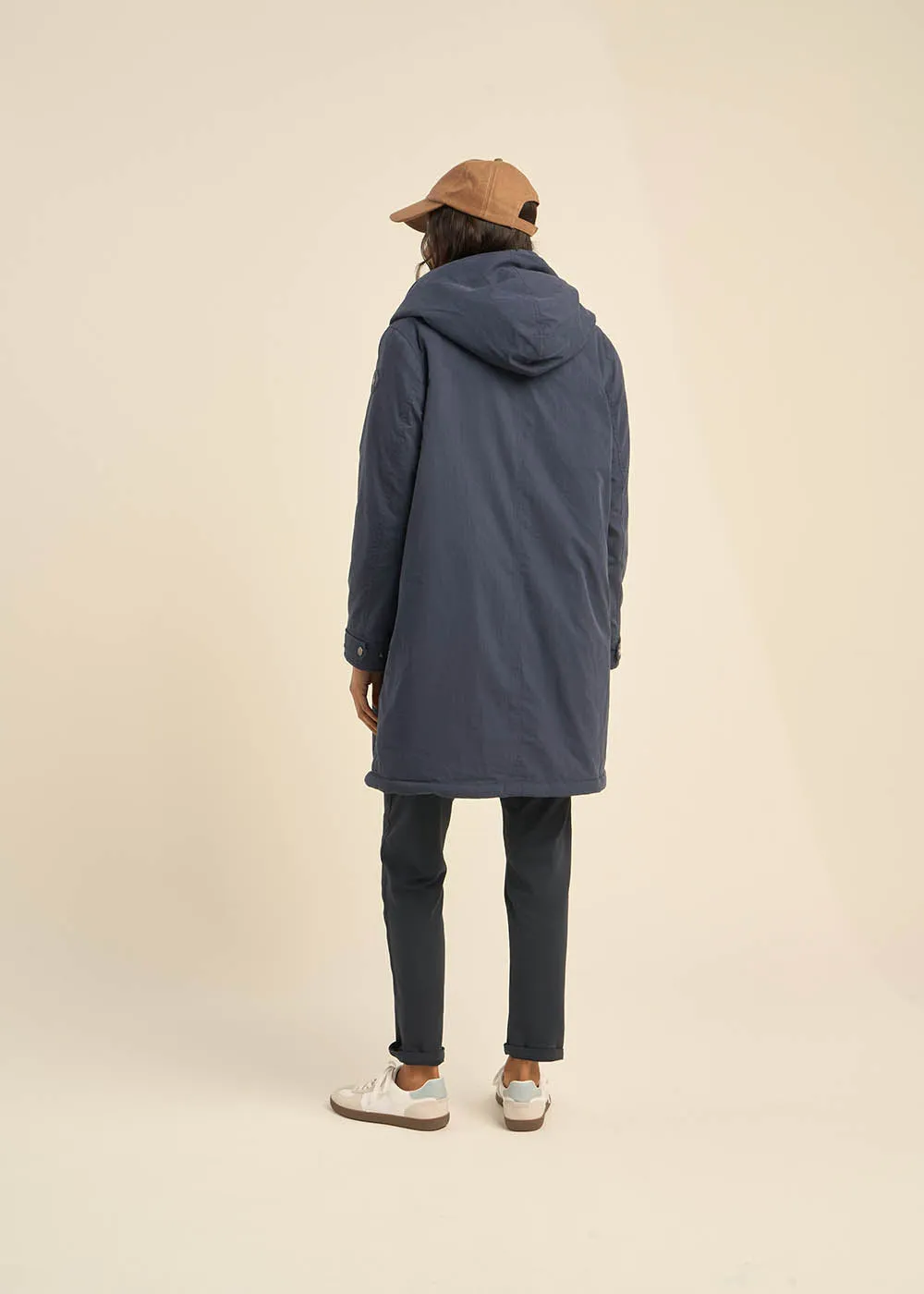 Parka mi-longue en fausse fourrure