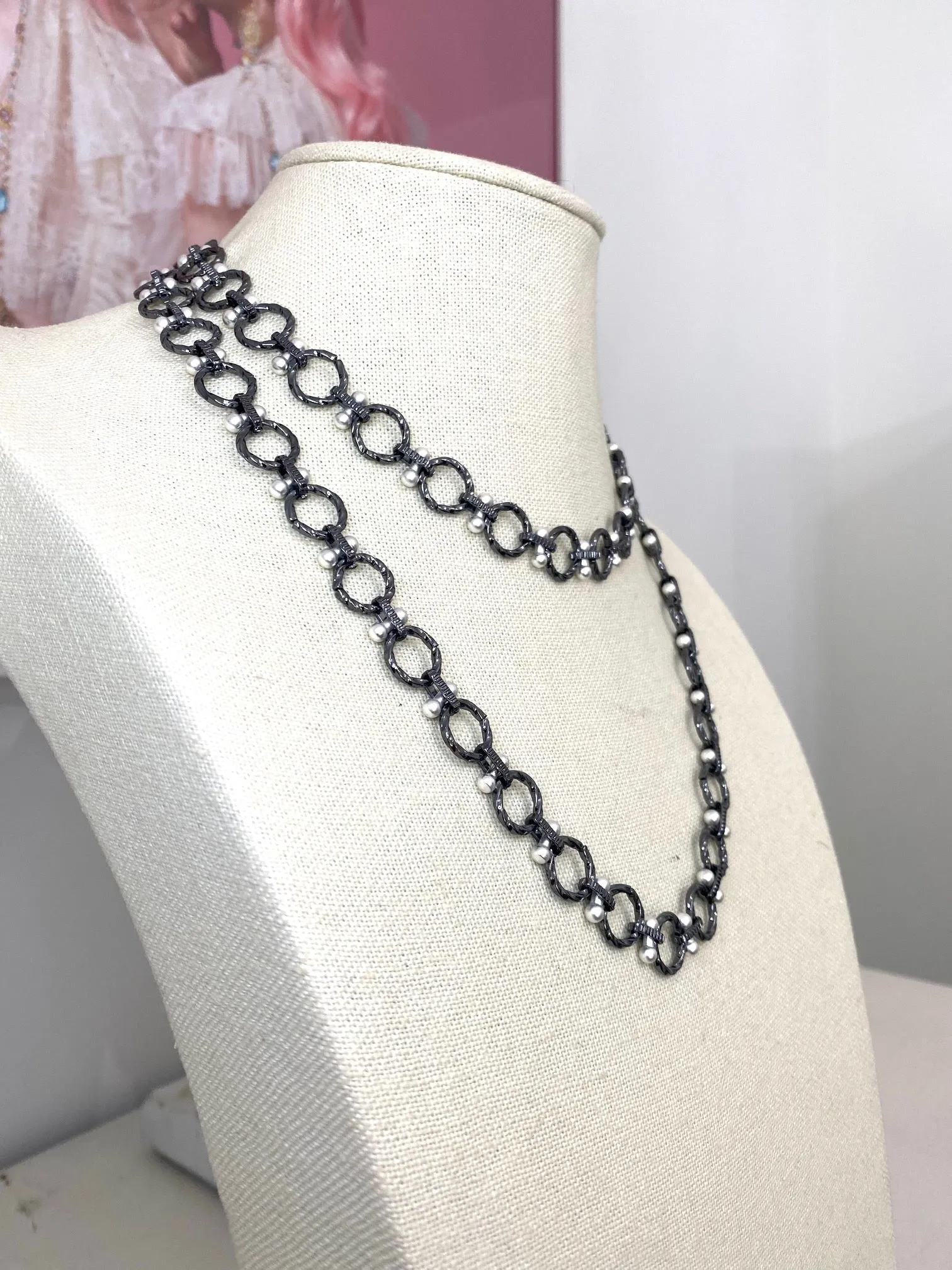 Sundance Necklace - Black and Silver