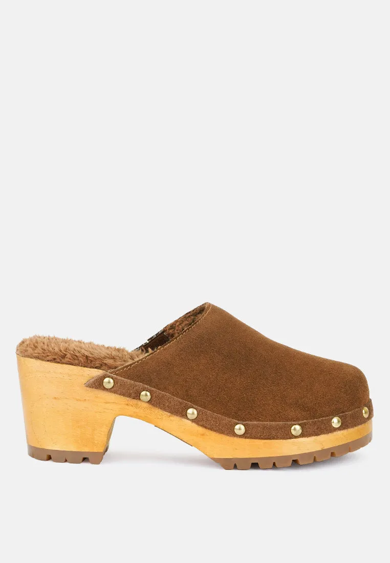 TULLEY Suede Clogs Mules in Tan